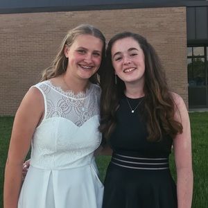 Meet your Posher, Claire